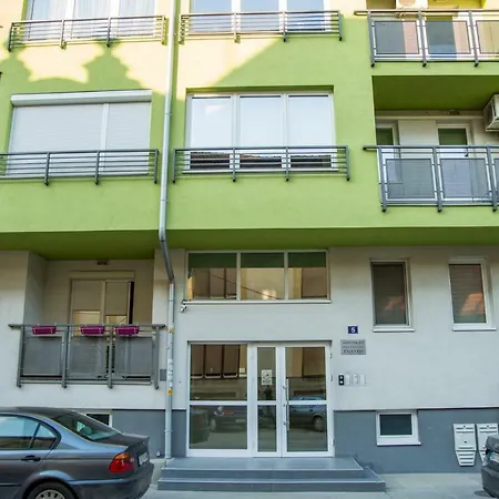 Apartment Nina - Near Everywhere You Want To Be Subotica