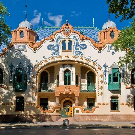 Nina - Near Everywhere You Want To Be Subotica